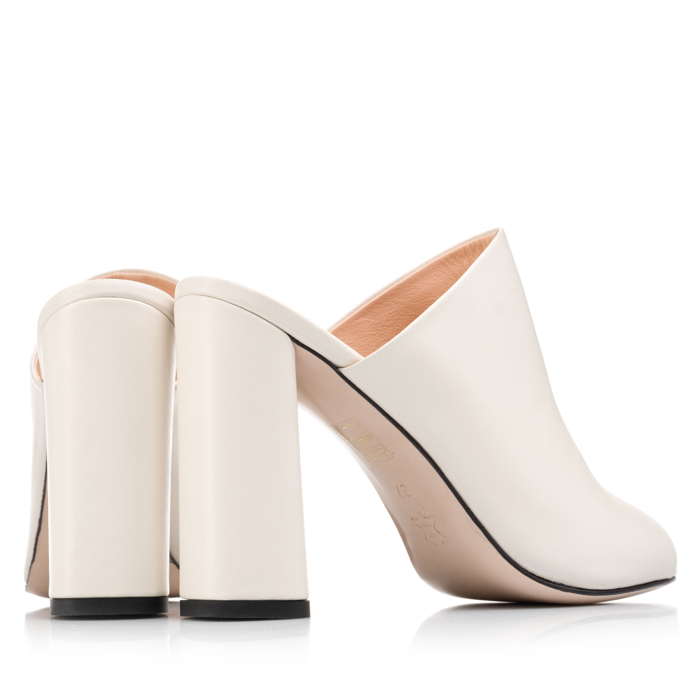 DEBORA A63