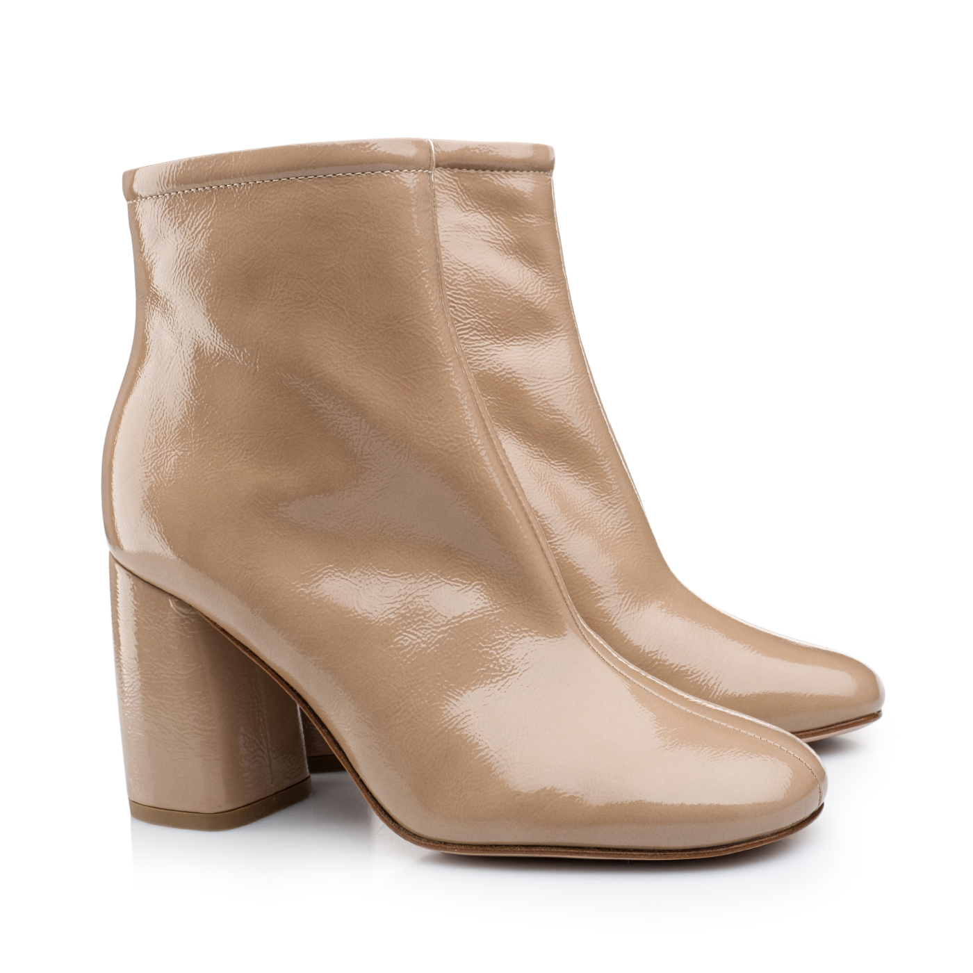 ALESSANDRA A107