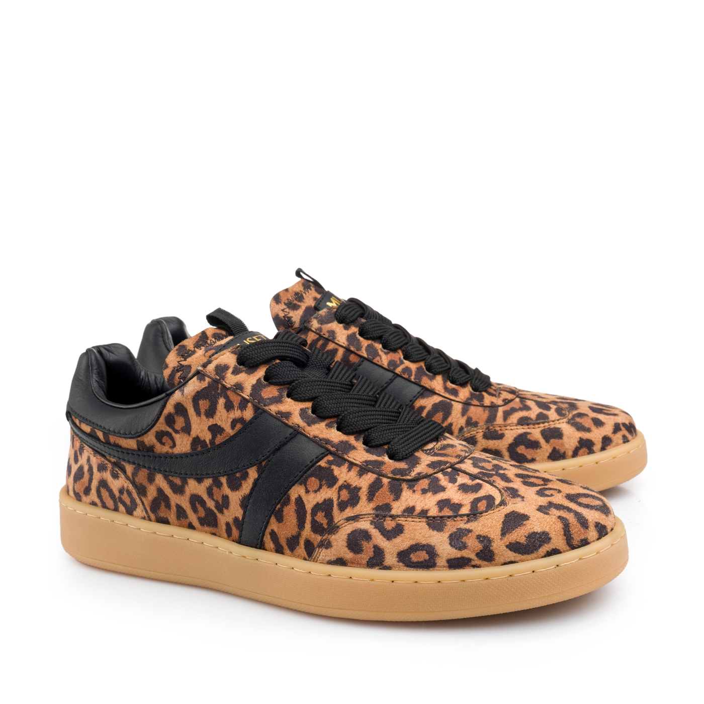 LEOPARDO A272