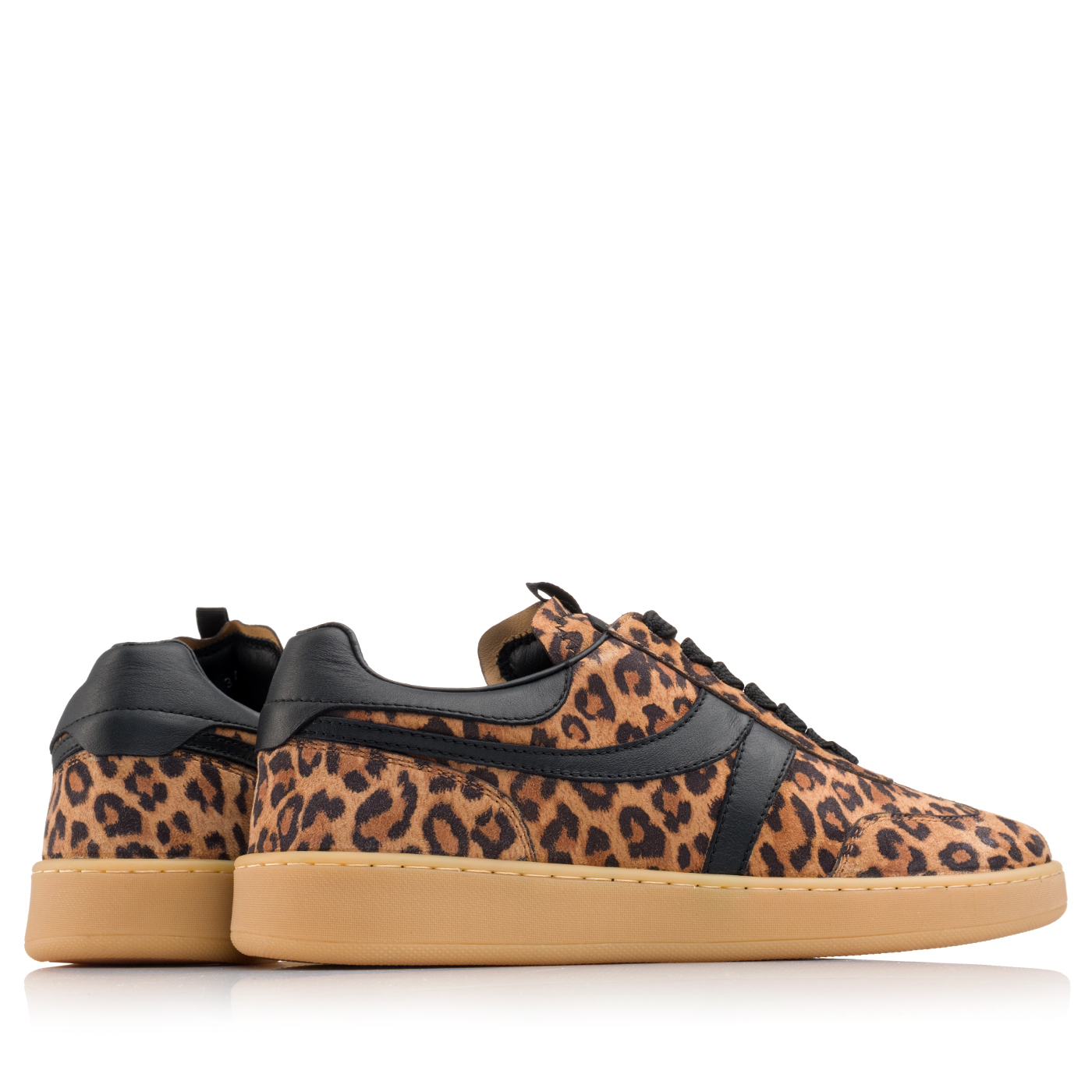 LEOPARDO A272