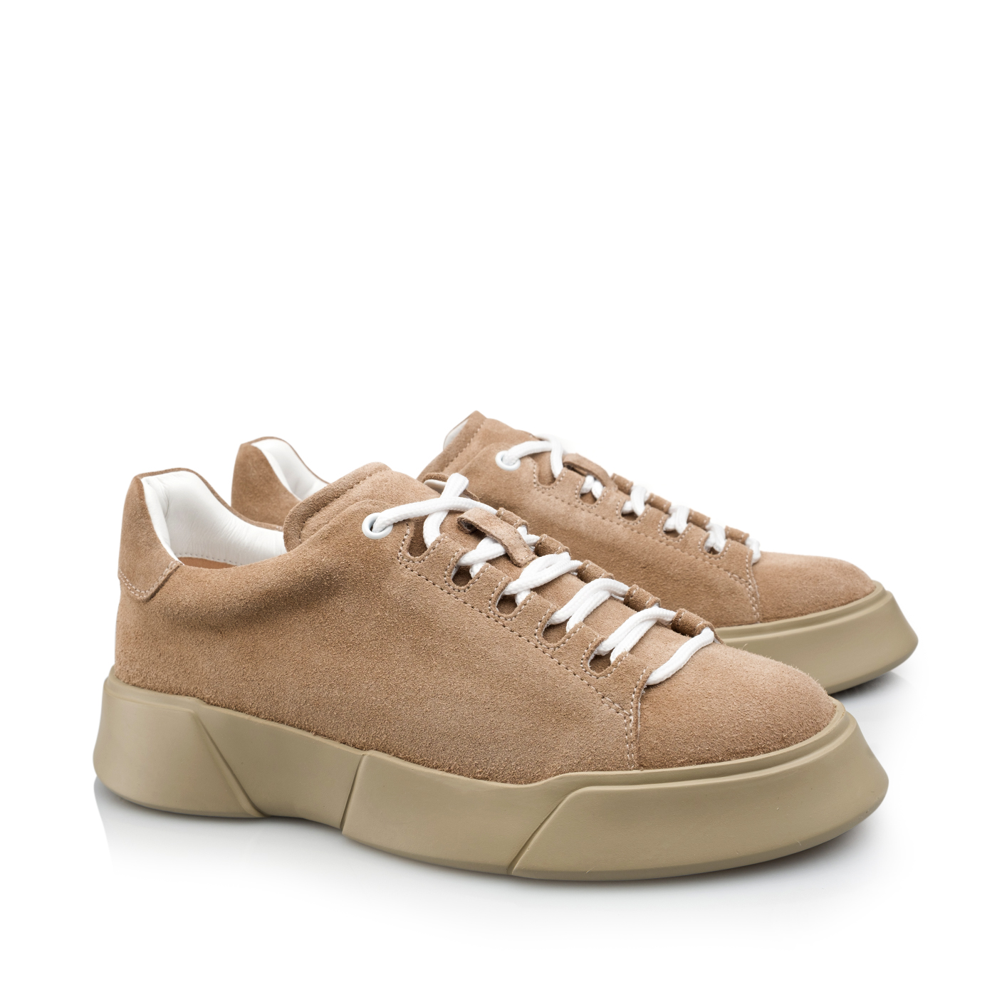 NEW LIONA A244